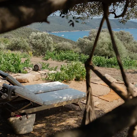 A Malgrana - Tente Insolite 코티치아바리